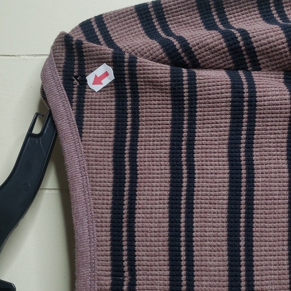 Urban Outfitters BDG IR Willow Thermal Long Sleeve Tee Medium - Picture 7 of 10